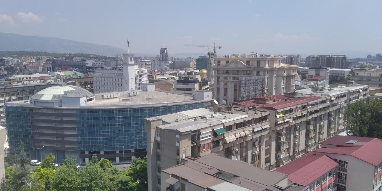 Sky View Luxury Center Skopje Apartments Luaran gambar